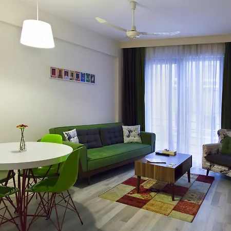35 Tam Aparthotel