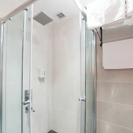 35 Tam Aparthotel
